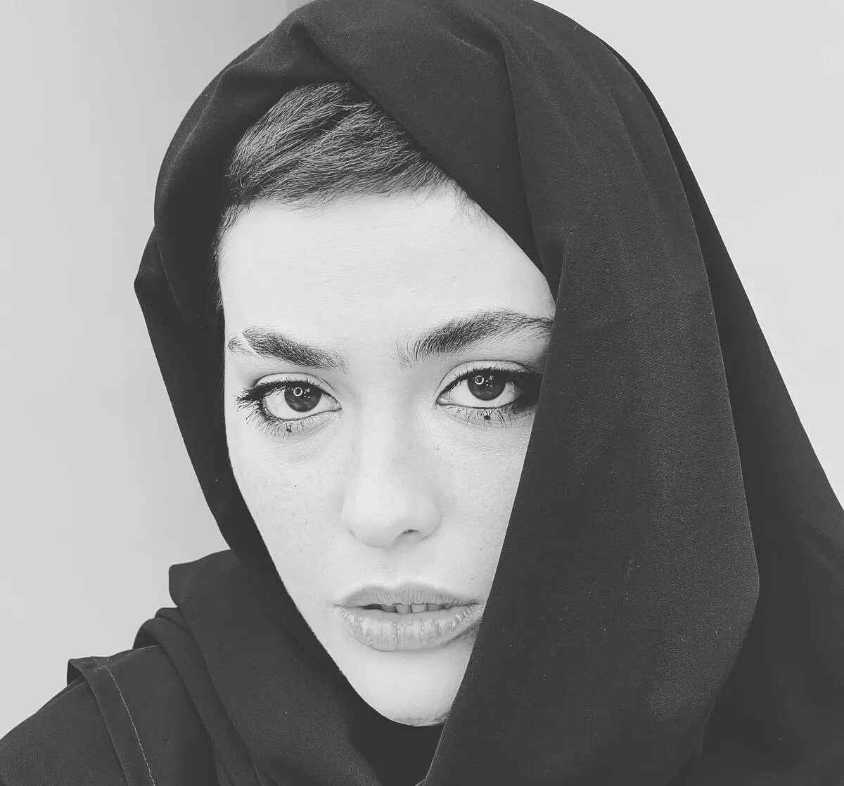 خیانت ریحانه پارسا به ایران