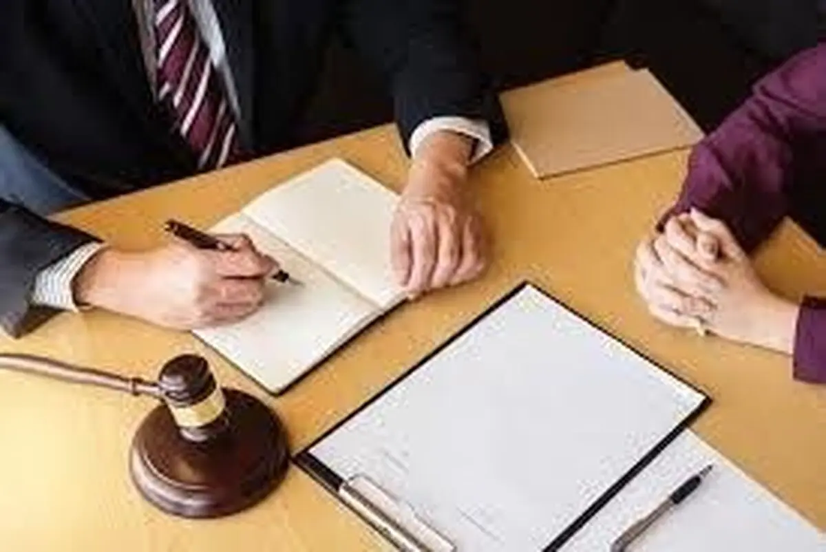 بهترین وکیل تهران کیست؟