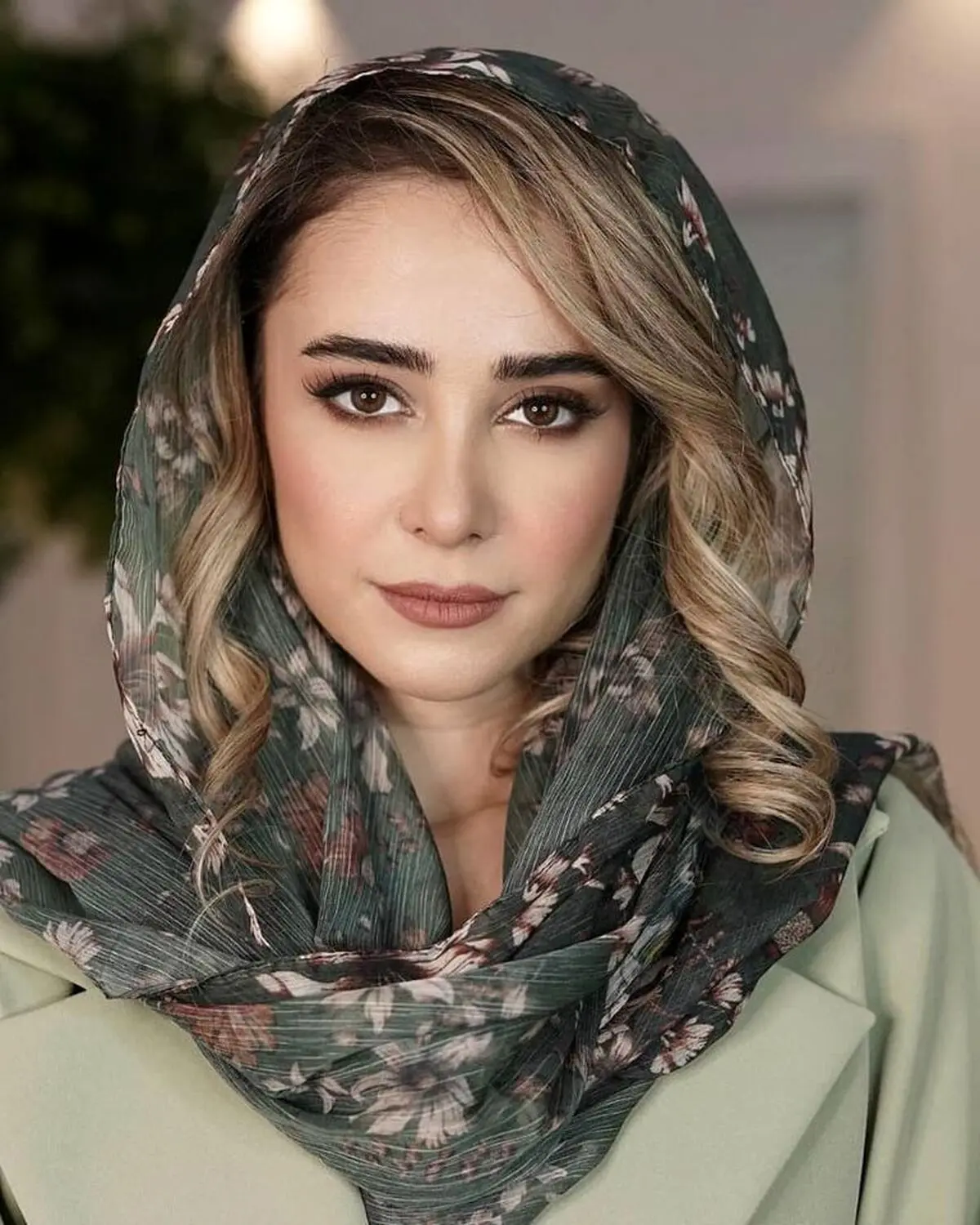 مسافرت مجردی الناز حبیبی با دوستای لاکچریش  