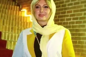 نیوشا ضیغمی با این مدل مو جدیدش حسابی سر زبون ها افتاد!! | خانم بازیگر با خودش چیکار میکنه؟!