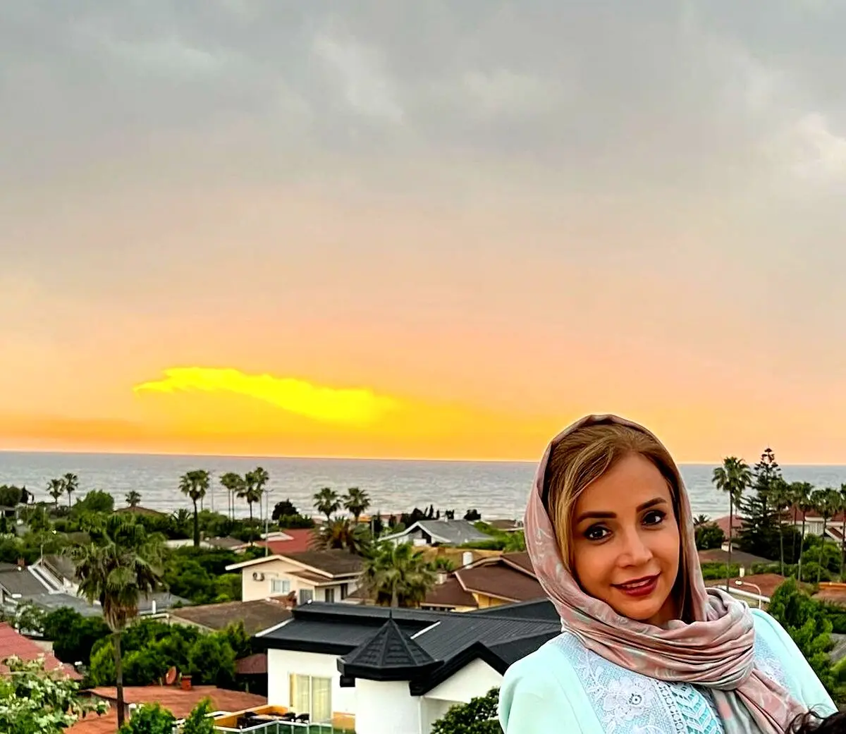 شبنم قلی خانی ایران را ترک کرد