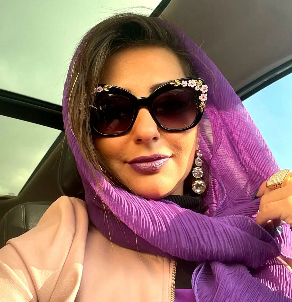 زندگینامه نفیسه روشن 