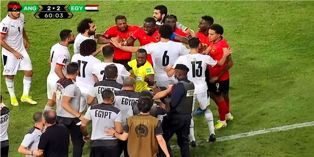 فوری: سرمربی سابق ایران کتک خورد