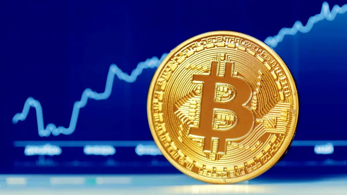 چه عواملی بر قیمت بیت کوین تاثیر می‌گذارند؟