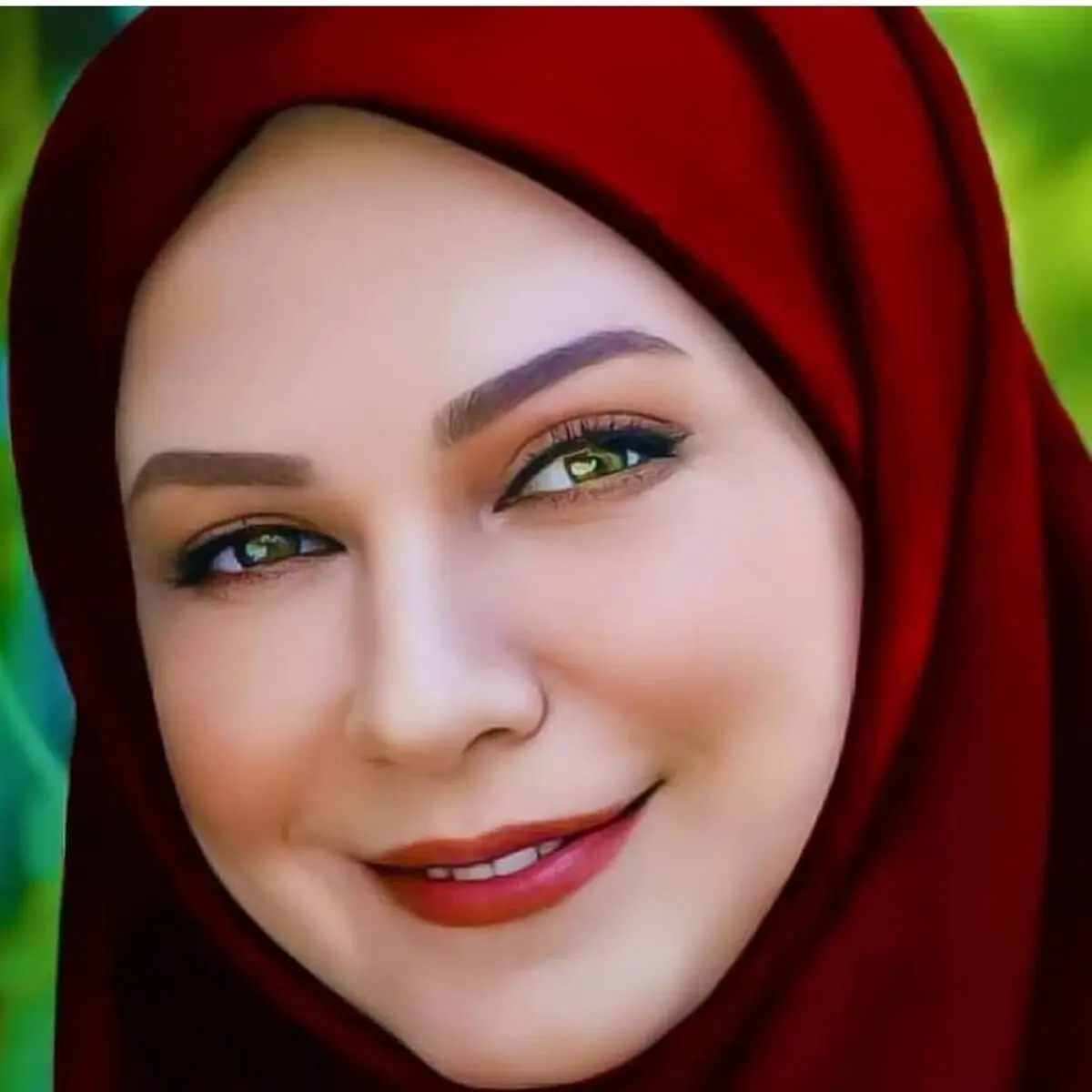 لعیا زنگنه خودکشی کرد | لعیا زنگنه جان سالم به در میبرد؟
