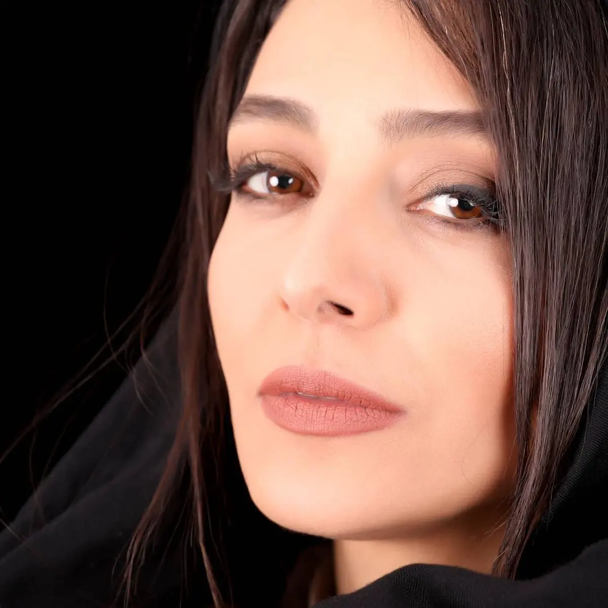 زندگینامه ساره بیات