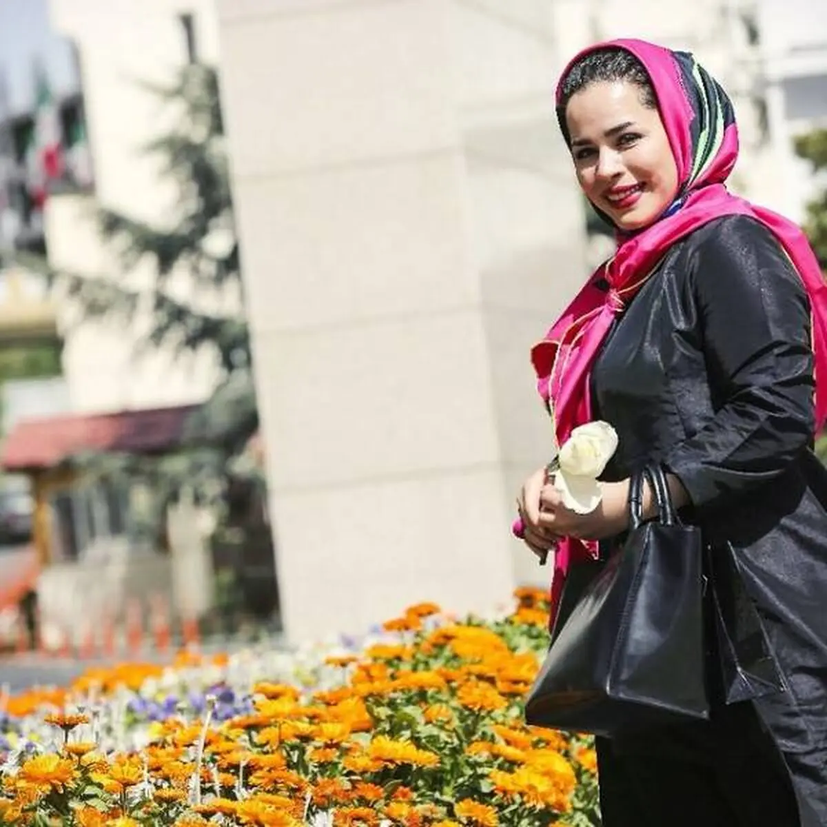 ملیکا شریفی نیا از مادرشوهرش رونمایی کرد | ببینید چقدر مادرشوهرش جووونه!