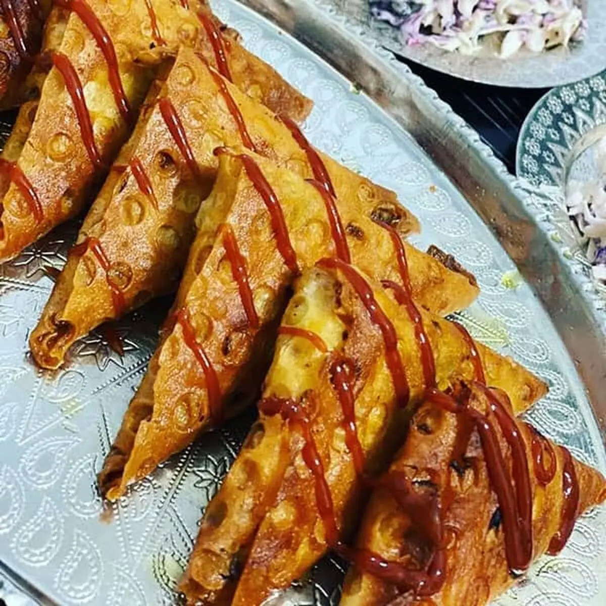 طرز تهیه سمبوسه پیتزایی با طعم و بوی عالی | این سمبوسه رو اینجوری درست کن و همه رو حیرت زده کن