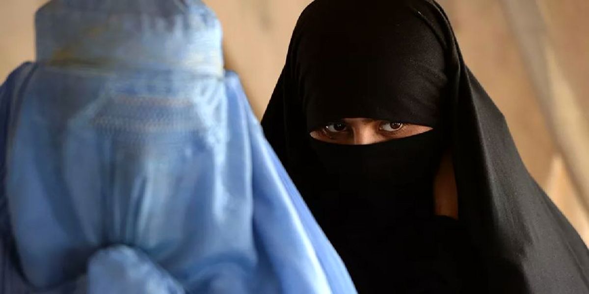 اخبار روز: فرار جالب انگلیسی ها از طالبان