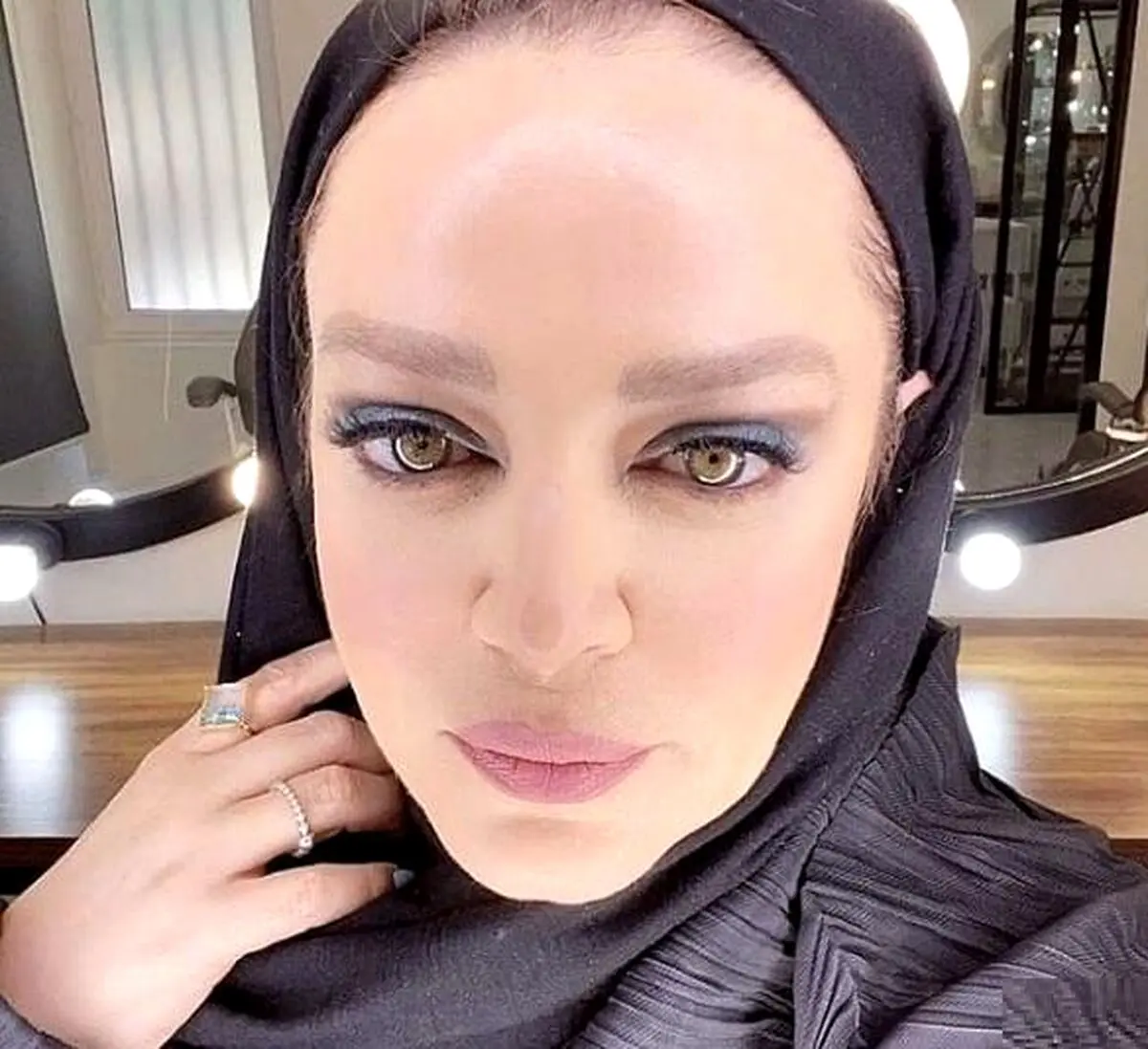 بهاره رهنما هنوز تو 20 سالگی گیر کرده! | رنگ موی جیغ بنفش بهاره رهنما
