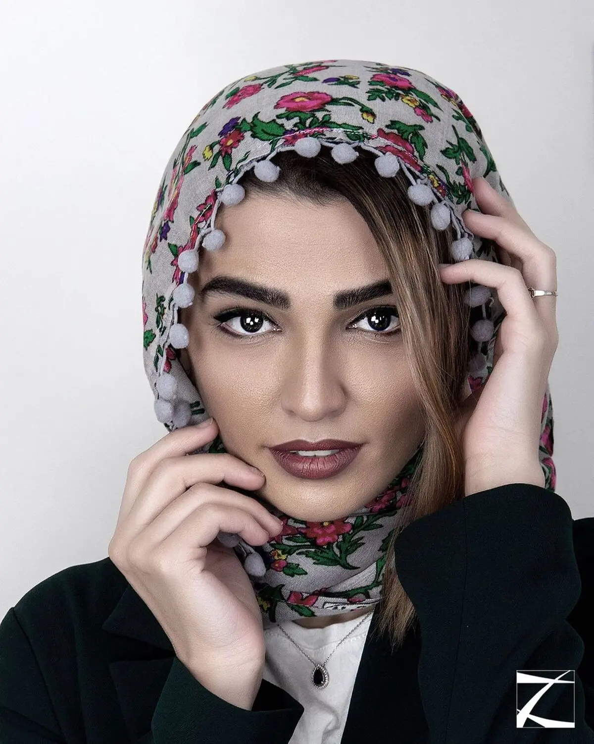 بازیگر خانم: نماز را از شهاب حسینی یاد گرفتم