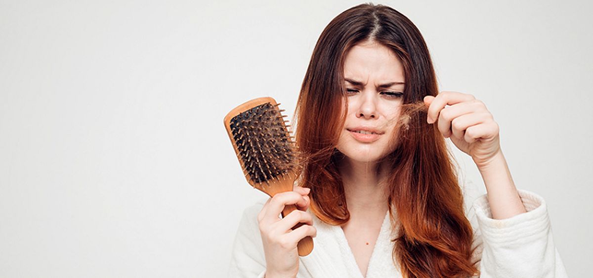 چند بار حمام کنیم تا موهایمان نریزد؟ | با اینکار از ریزش موهایتان جلوگیری کنید