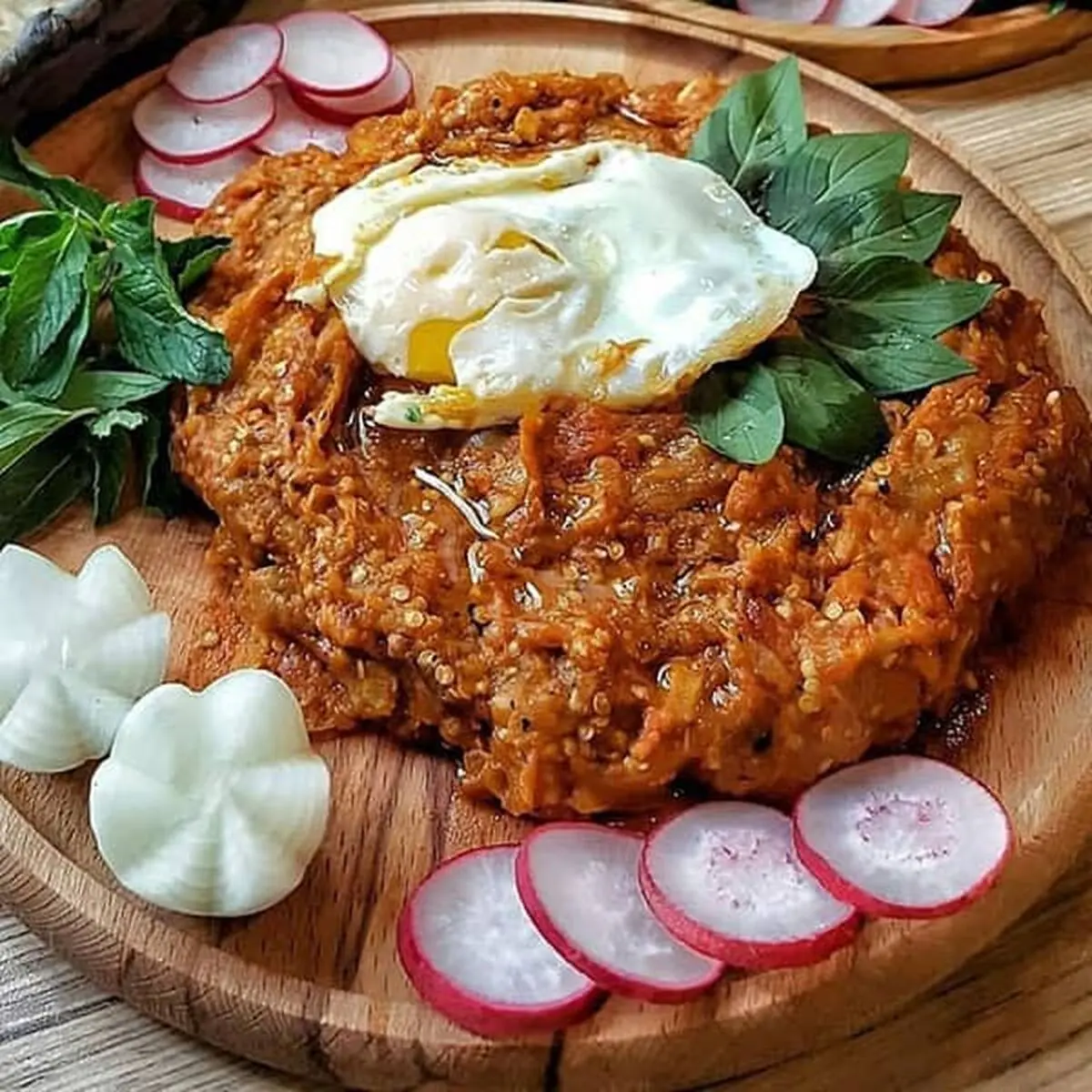 طرز تهیه میرزا قاسمی گیلانی | میرزا قاسمی گیلانی رو اینطوری درست کن و لذتشو ببر