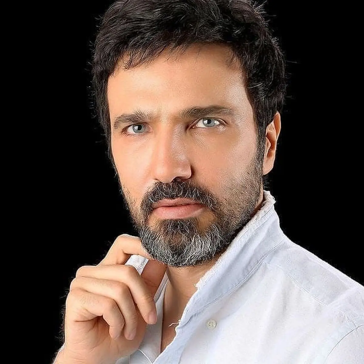 زندگی‌نامه محمدرضا فروتن