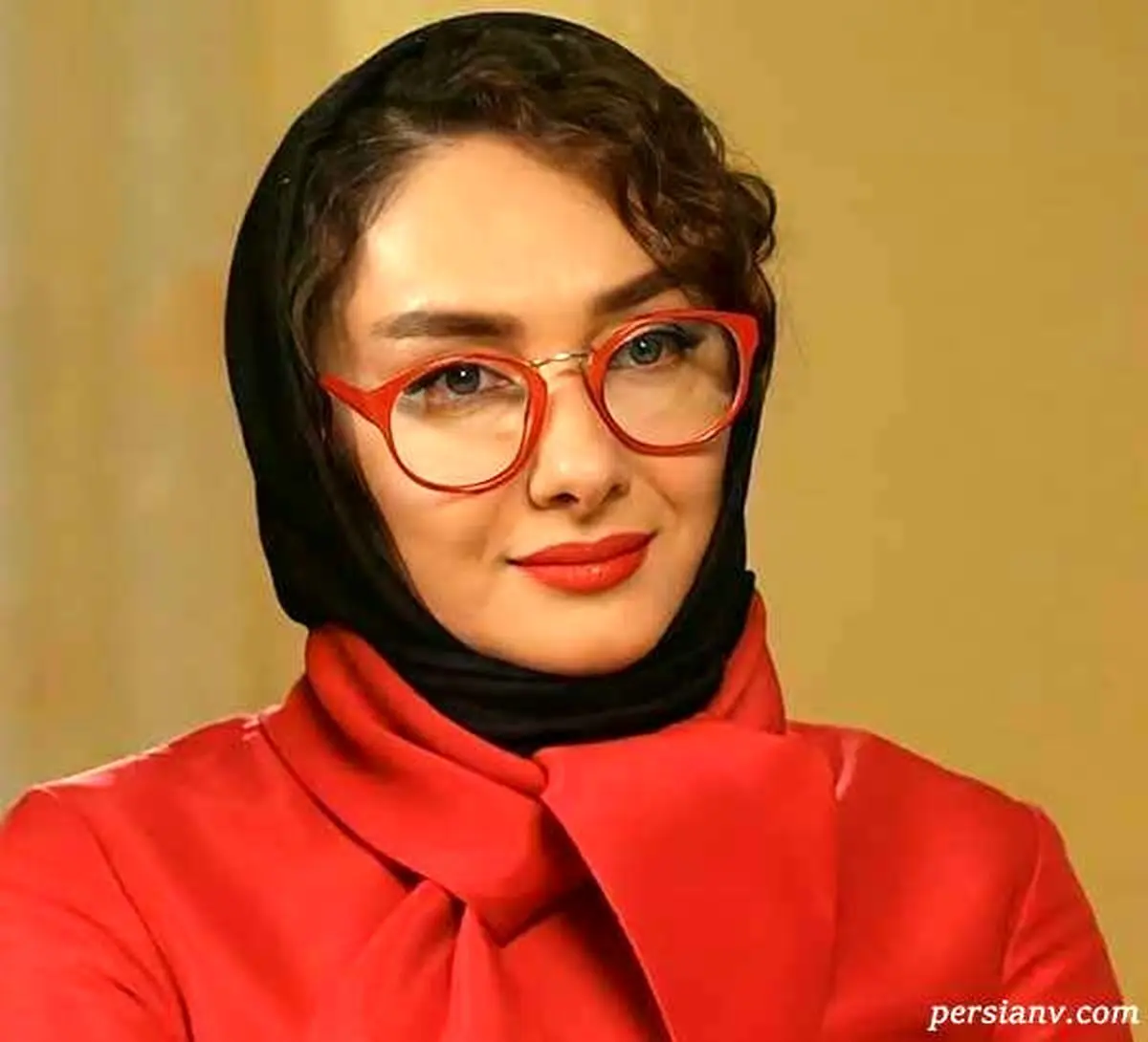 ابراز علاقه هانیه توسلی به آقای بازیگر جلوی دوربین