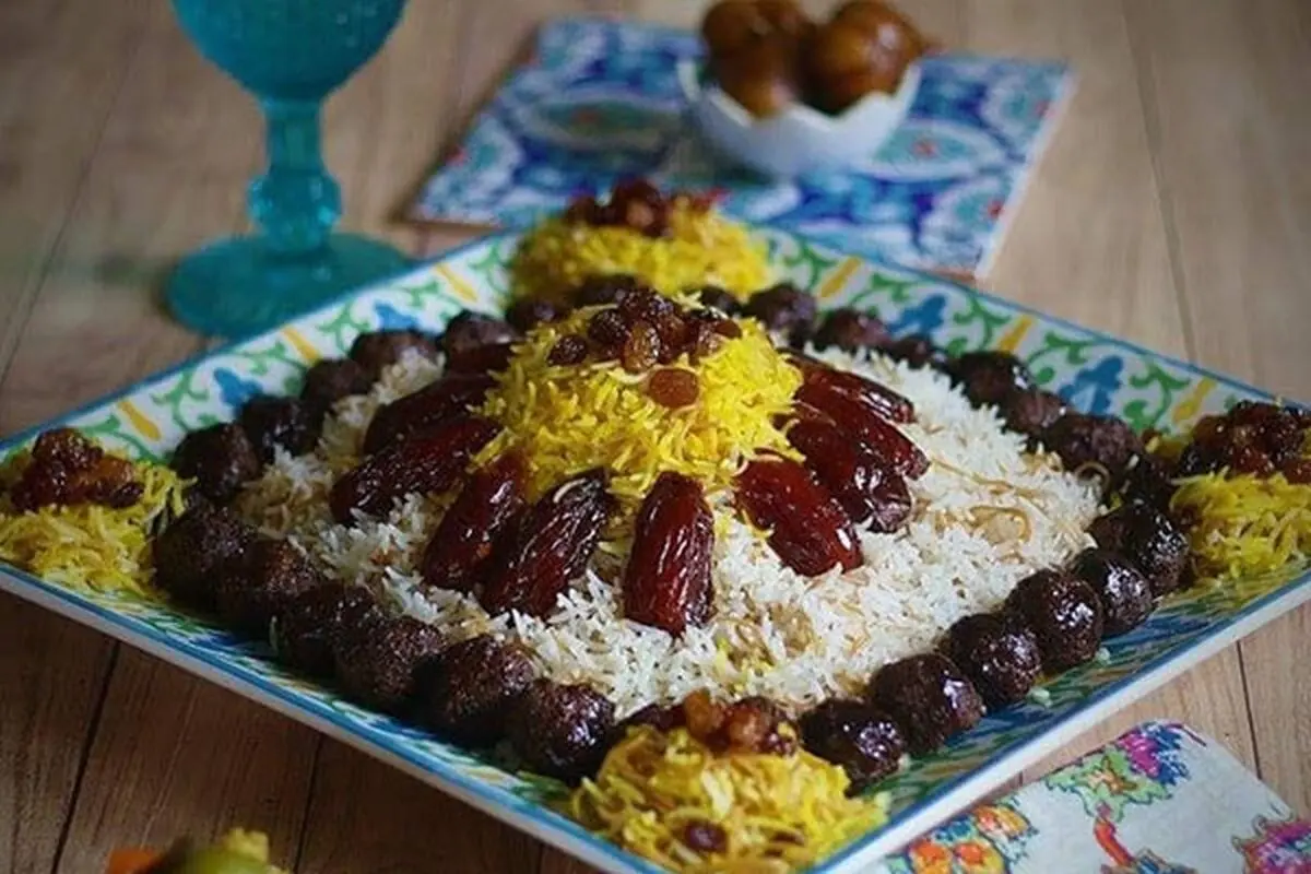 رشته پلو با خرما رو اینجوری درست میکنن | نکات آشپزی مخصوص رشته پلو با خرما