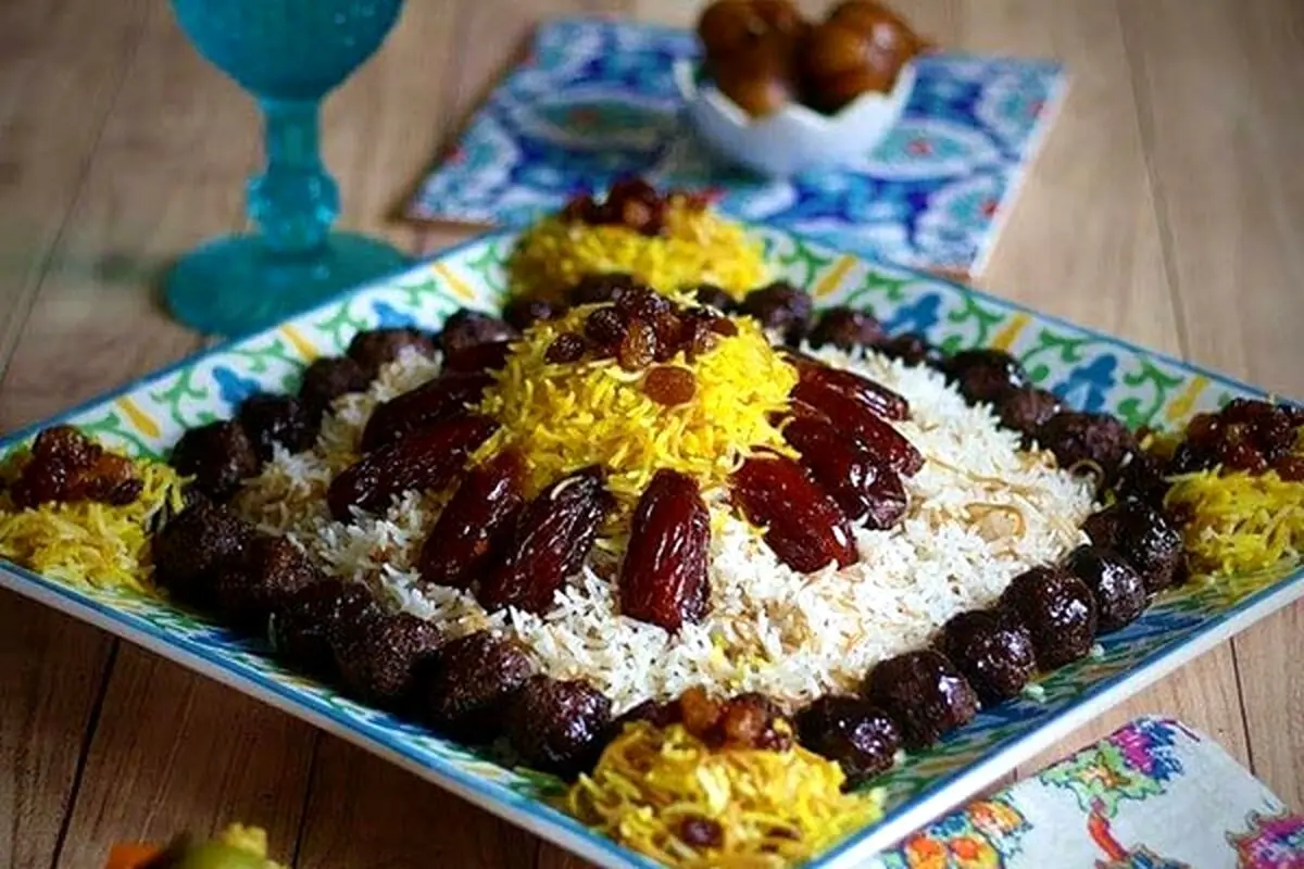 رشته پلو با خرما رو اینجوری درست میکنن | نکات آشپزی مخصوص رشته پلو با خرما