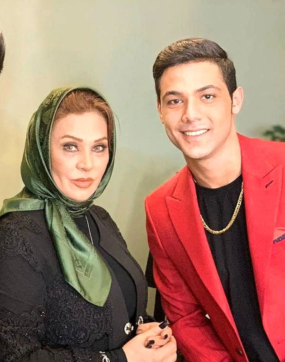 فیلم دردناک از نسرین مقانلو  و پسرش | نسرین مقانلو با این فیلم اشک یک ایران را درآورد! + فیلم