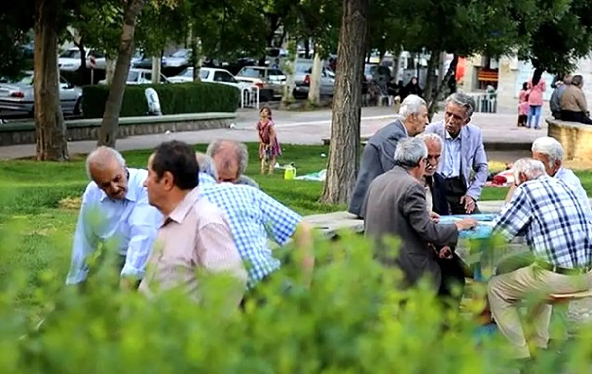 وام بازنشستگان باز هم عقب افتاد